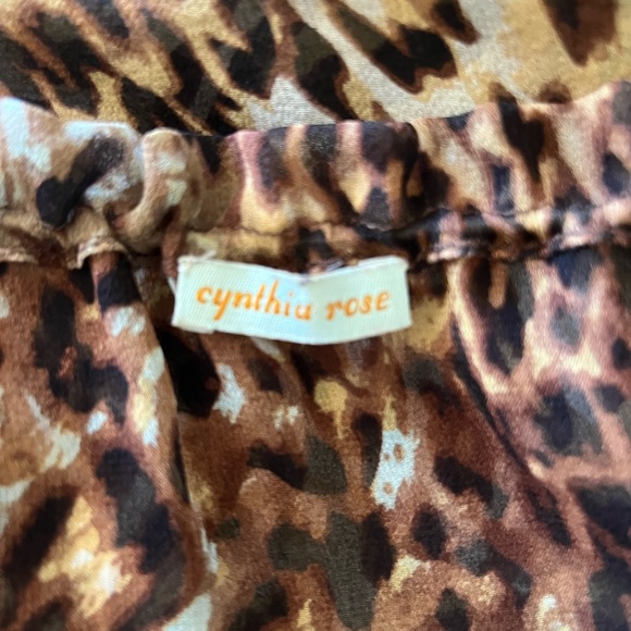 CYNTHIA ROSE 100% Silk Animal Leopard Print Peasant Blouse Sz S - Picture 7 of 7